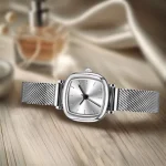 Fashion Women Small Dial Quartz Mesh Strap Watch